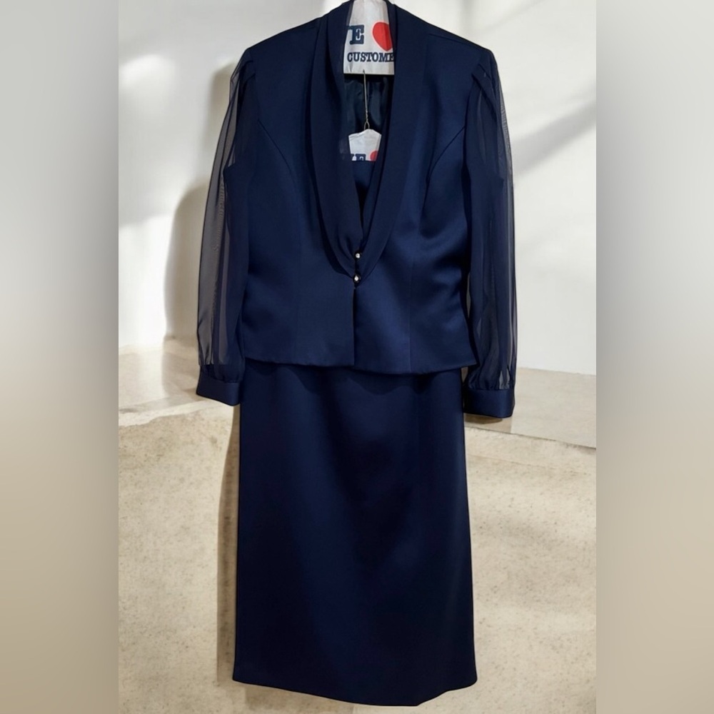 Patra vintage Elegant Navy Blue Skirt Suit with Sheer Sleeves size 12